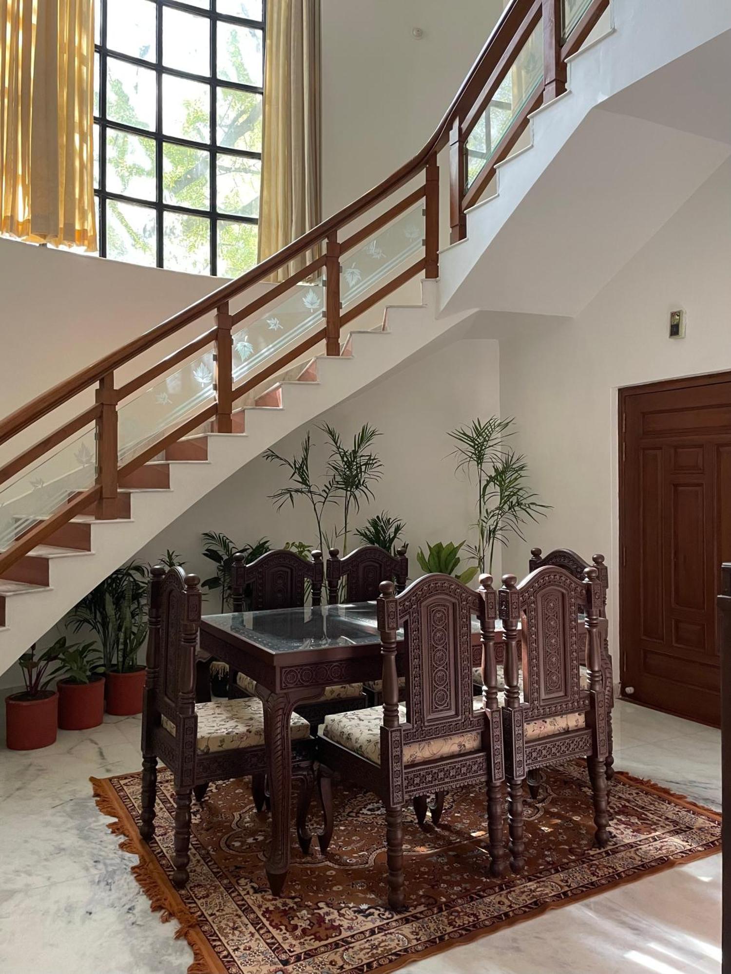 Karni Nivvas - Luxury Redefined Villa อุเดเปอร์ ภายนอก รูปภาพ