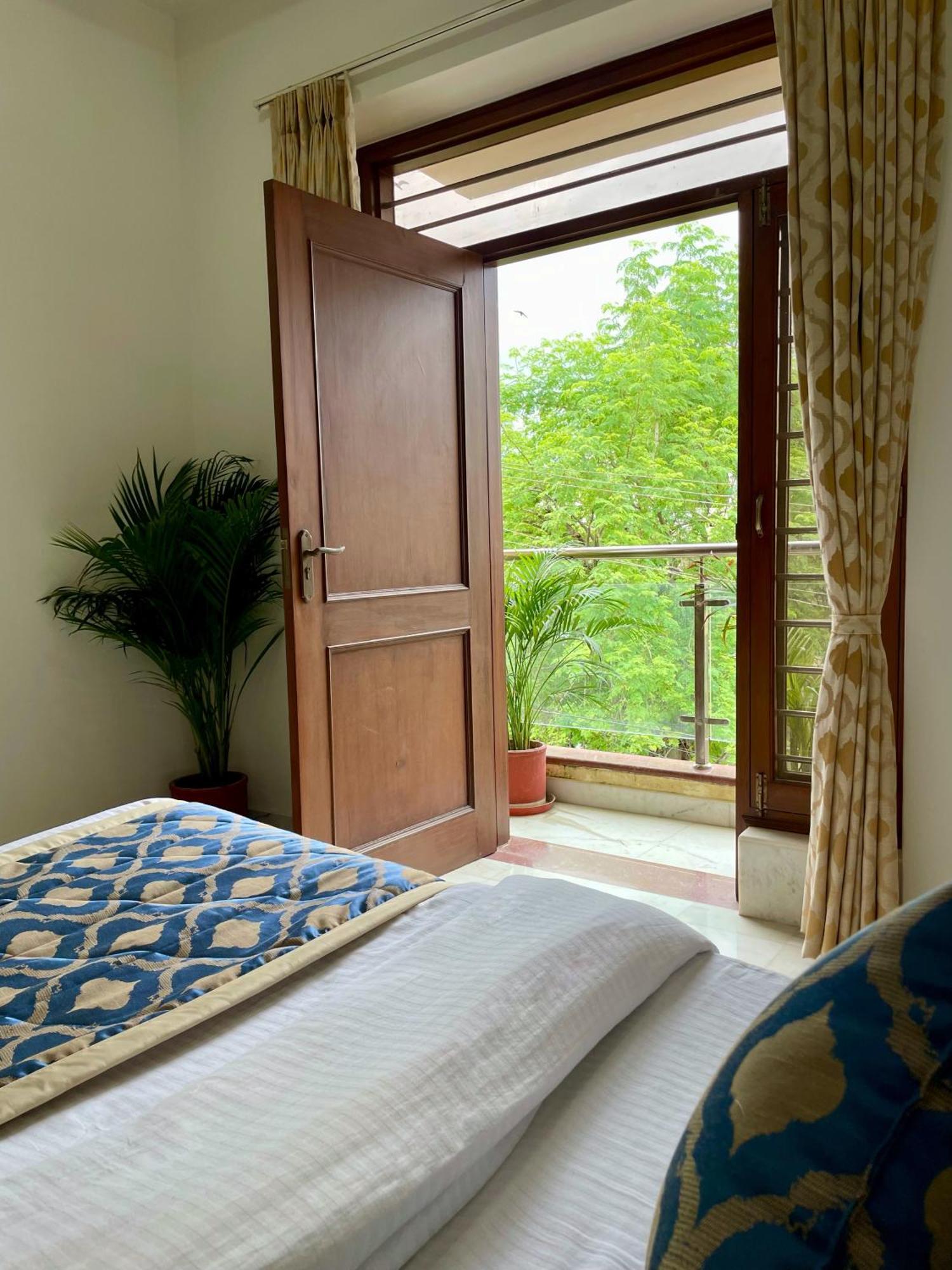 Karni Nivvas - Luxury Redefined Villa อุเดเปอร์ ภายนอก รูปภาพ